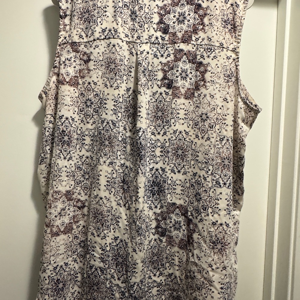 Maurices Floral Sleeveless Button-Up Top Sz XXL - Picture 2 of 4